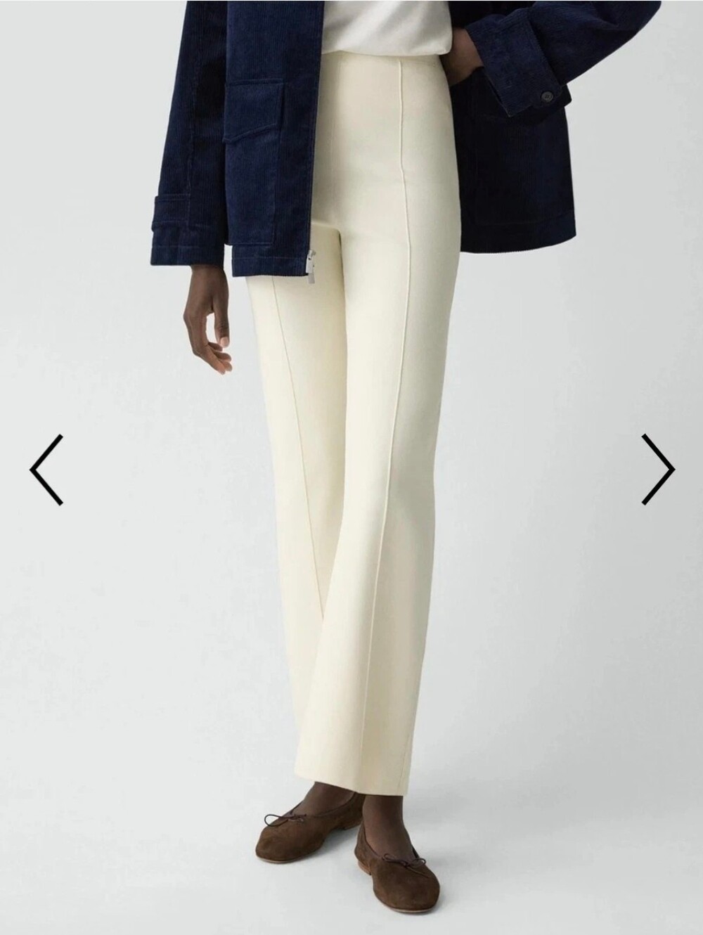 Theory Kick Pant in Crepe Knit Subtle Flared Slightly Cropped Leg Pull On Sz S